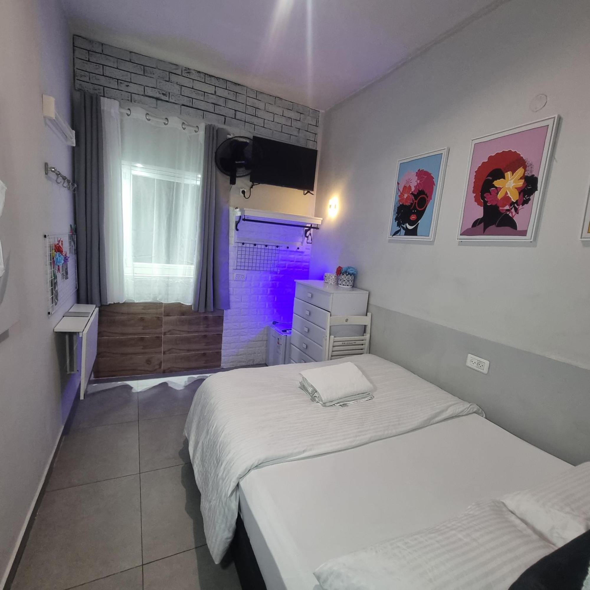 Private Near The Center * Tel Aviv